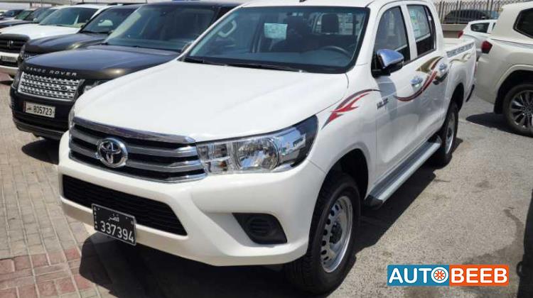 تويوتا هيلوكس 2025