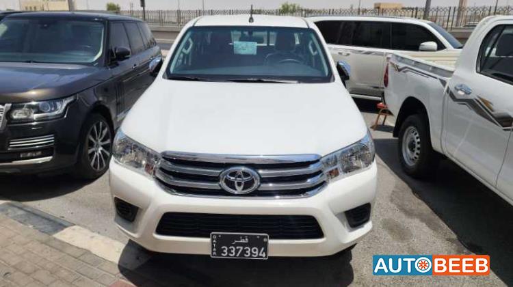 تويوتا هيلوكس 2025