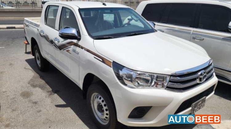 تويوتا هيلوكس 2025