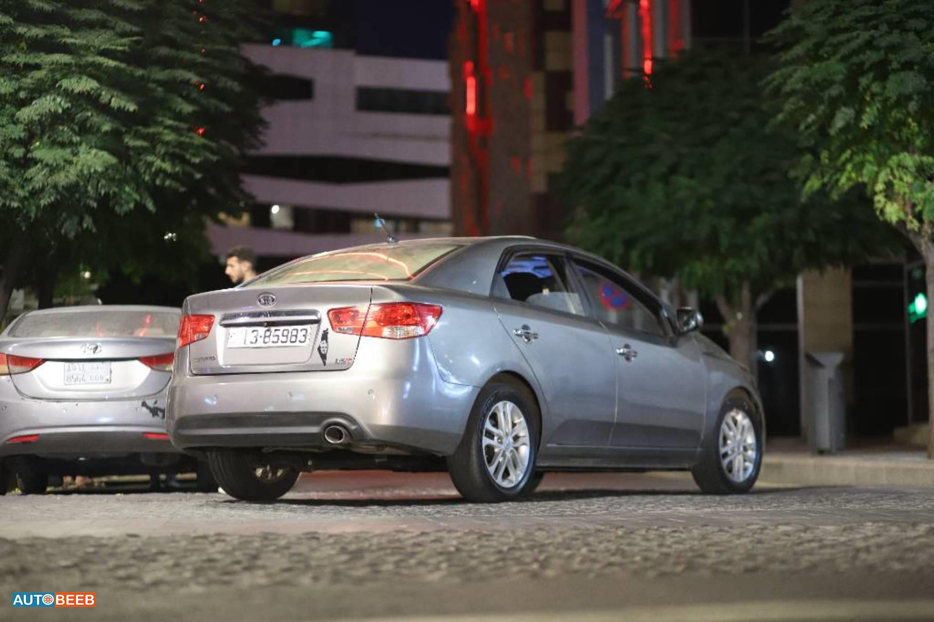 كيا سيراتو 2012