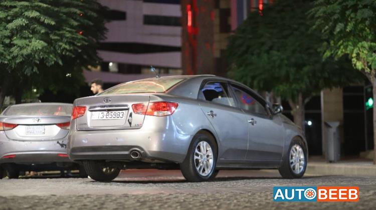 كيا سيراتو 2012