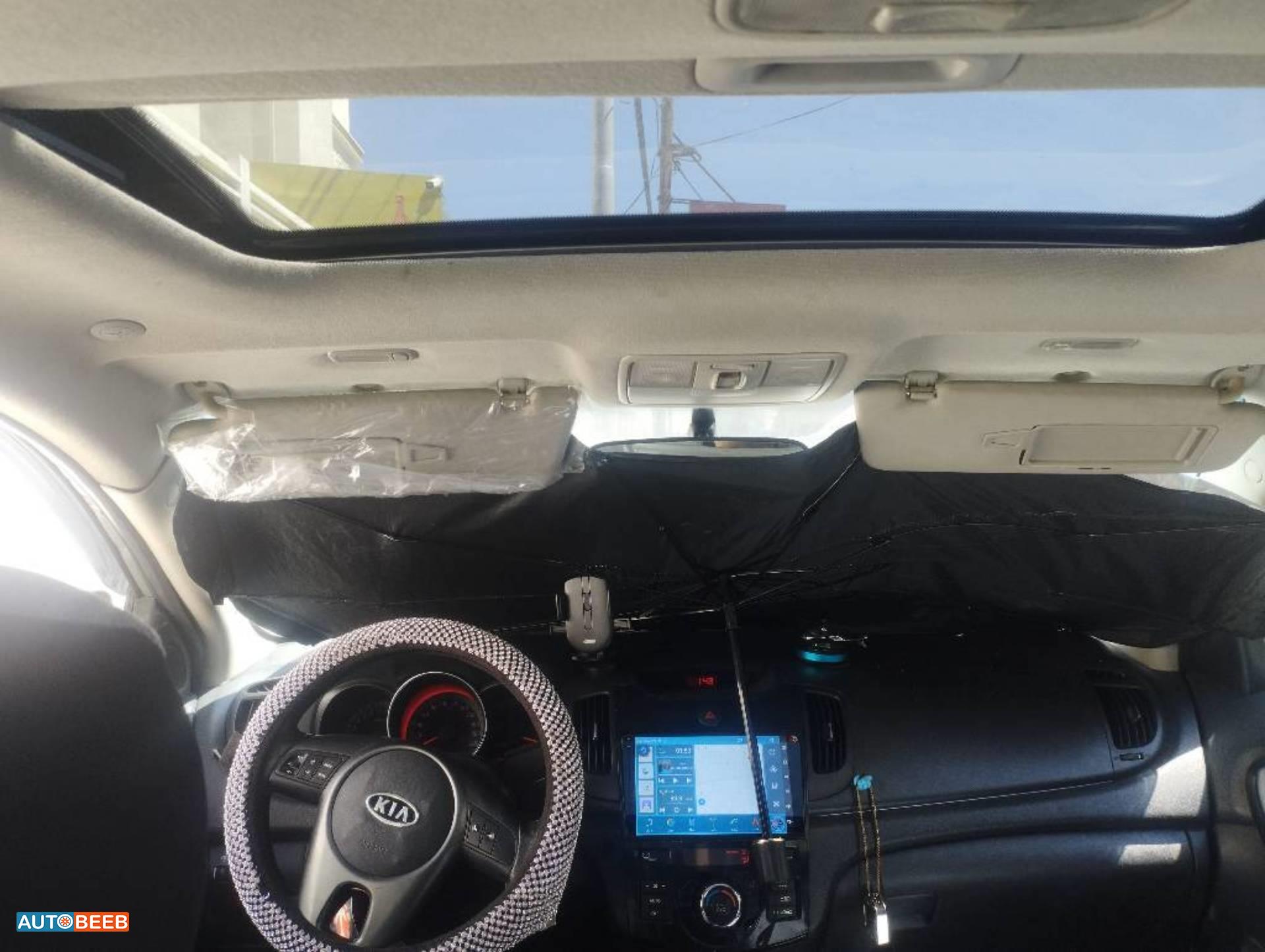 كيا سيراتو 2012