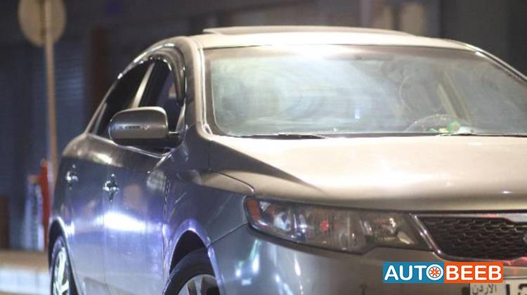 كيا سيراتو 2012