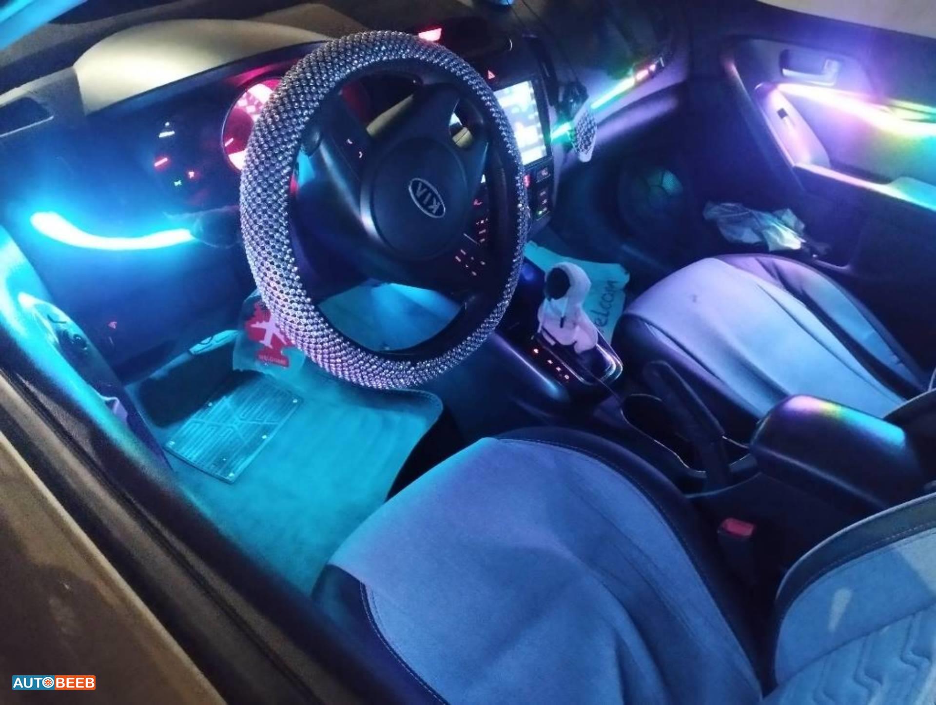 كيا سيراتو 2012