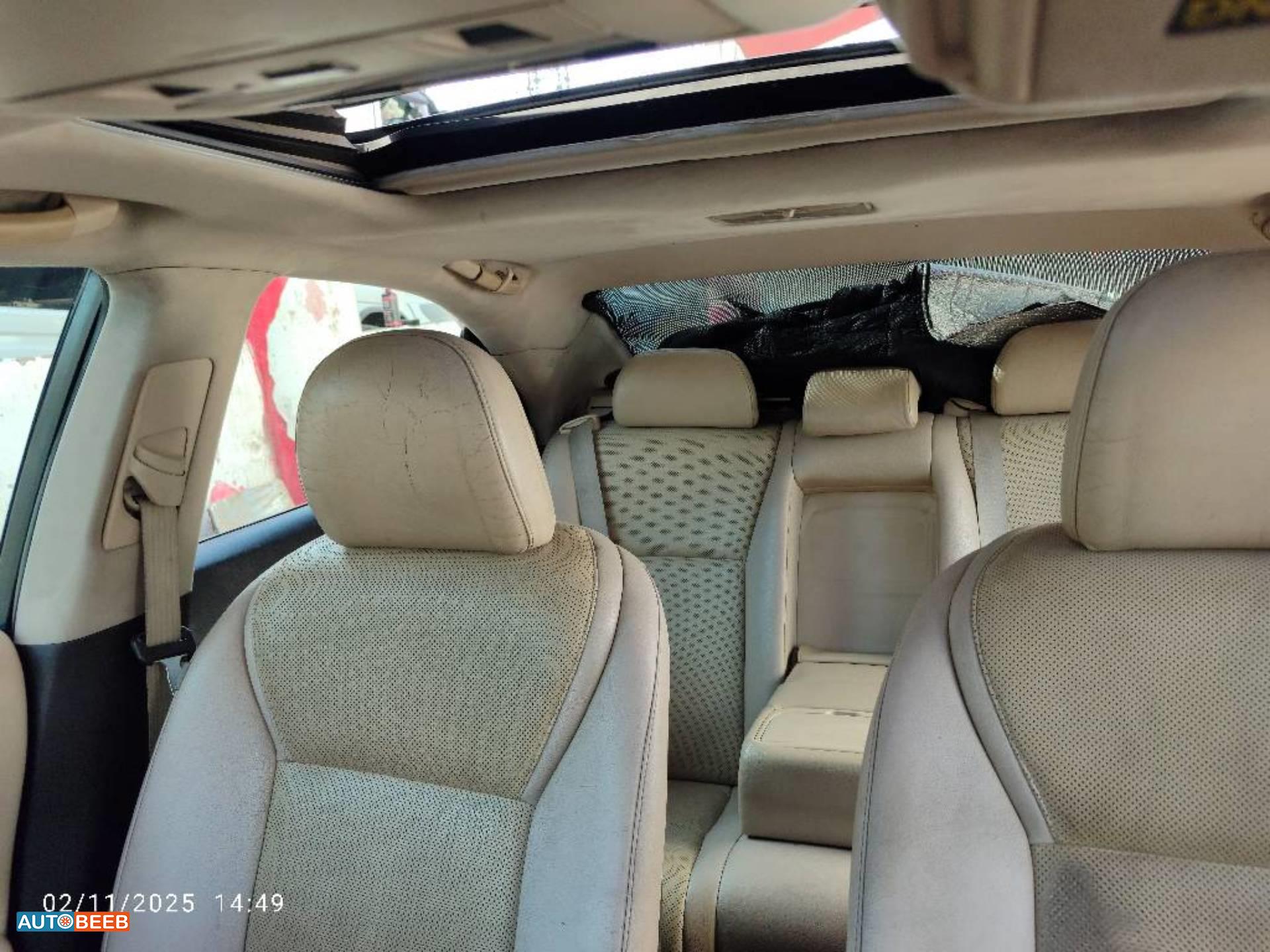 لكزس HS250h 2010