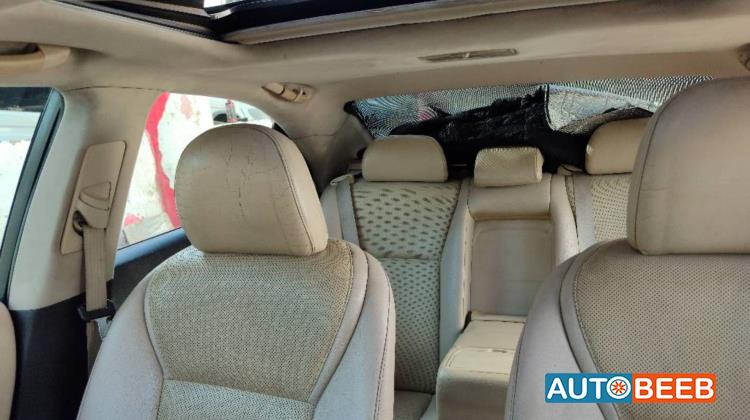 لكزس HS250h 2010
