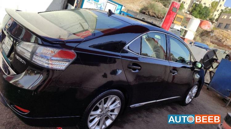 لكزس HS250h 2010