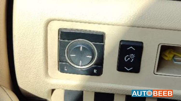 لكزس HS250h 2010