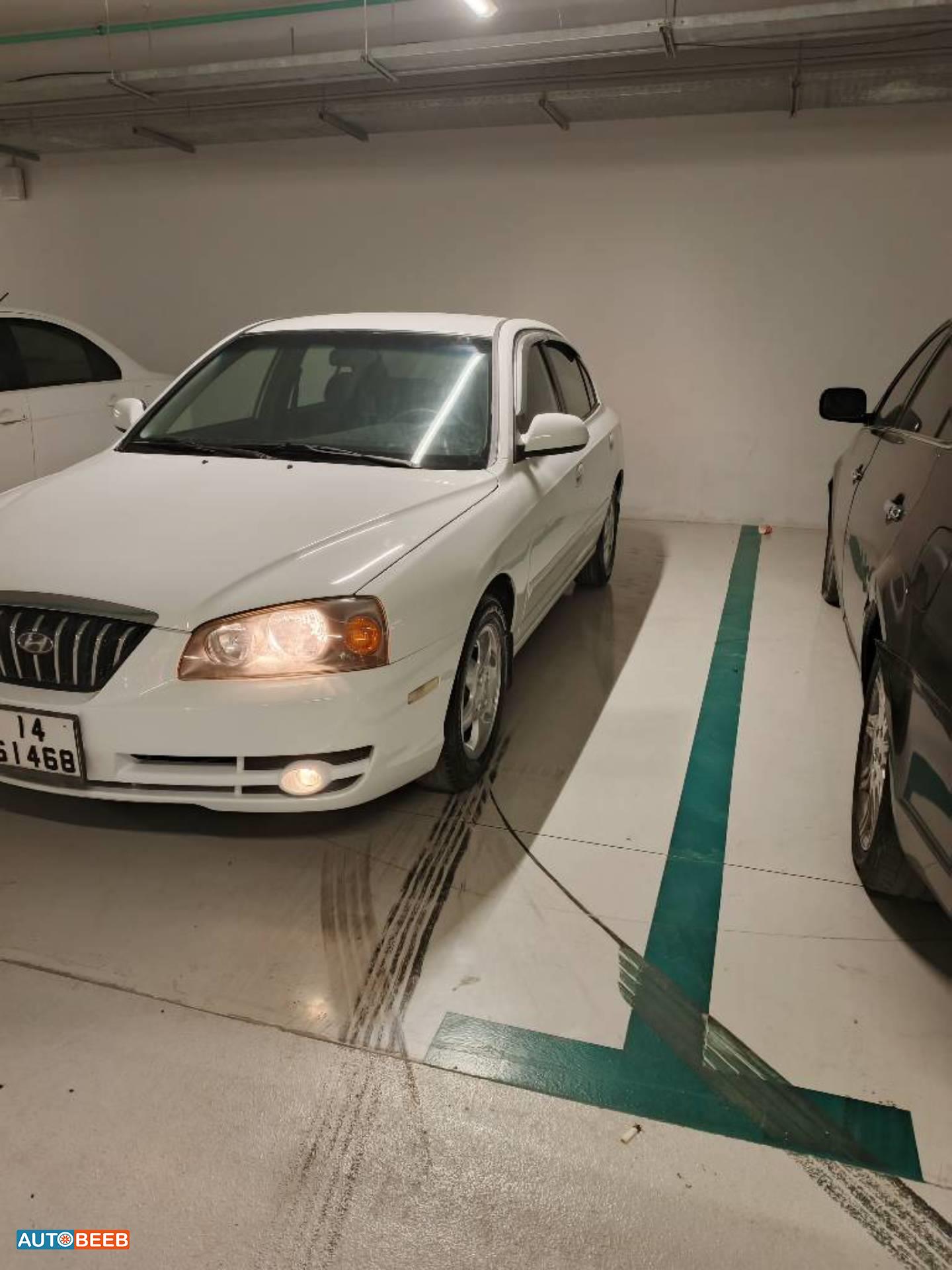 هيونداي افانتي 2002