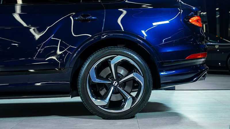 Bentley Bentayga 2021