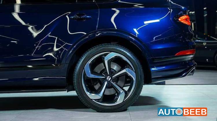 Bentley Bentayga 2021