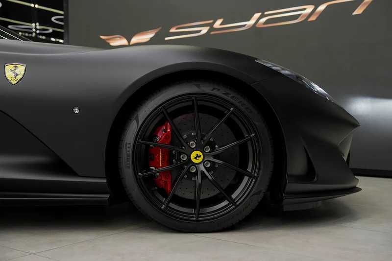 فيراري 812 2022