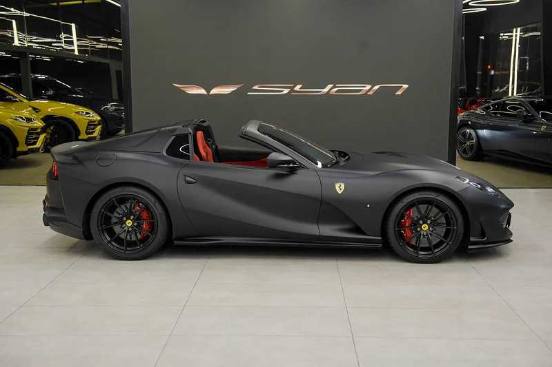 فيراري 812 2022