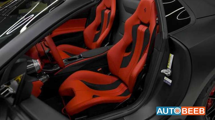 فيراري 812 2022