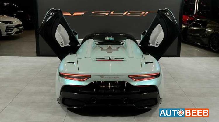 مازيراتي MC 20 2023