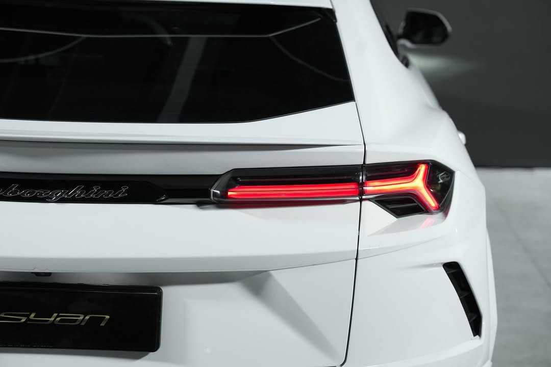 لامبورجيني اوروس 2021