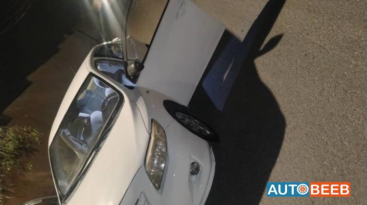 تويوتا كورولا 2010