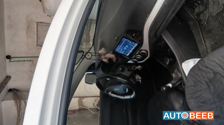 كيا بيكانتو 2013