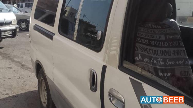 Minibus Hyundai 2021