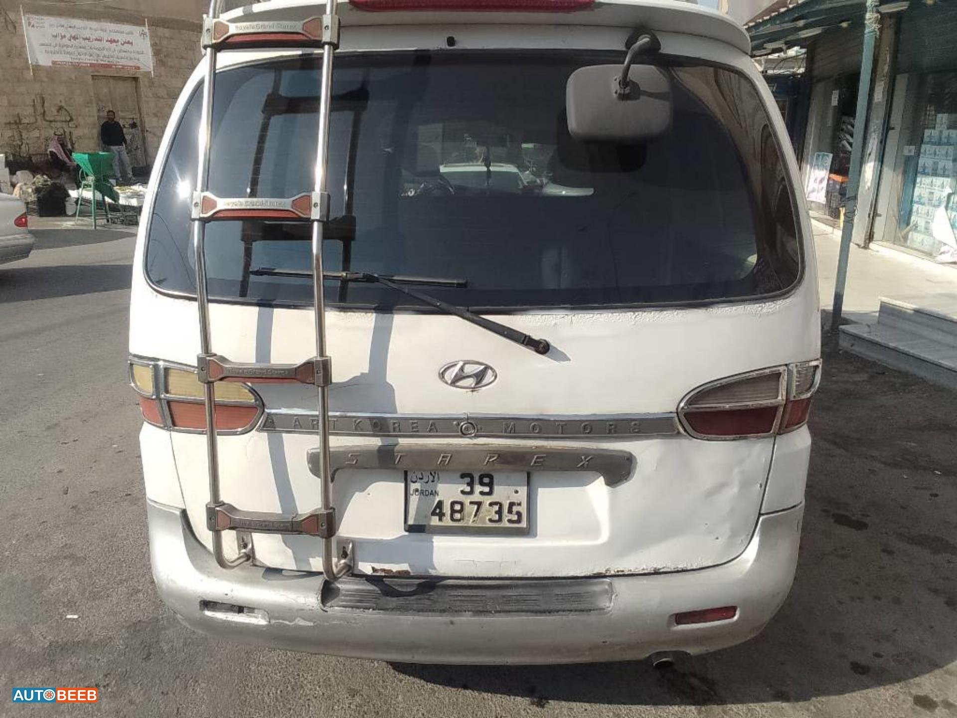 Minibus Hyundai 2021