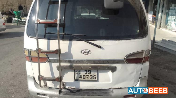 Minibus Hyundai 2021