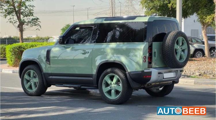 Land Rover Defender 2023