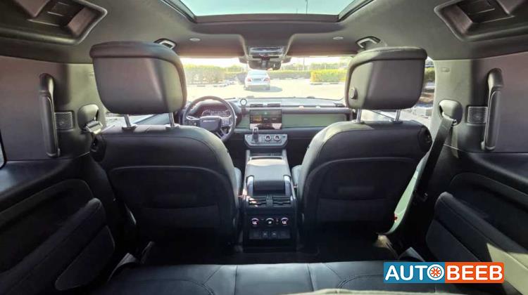 Land Rover Defender 2023