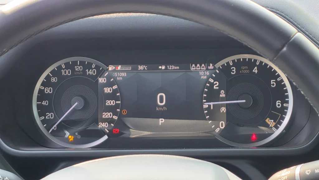 Land Rover Defender 2023