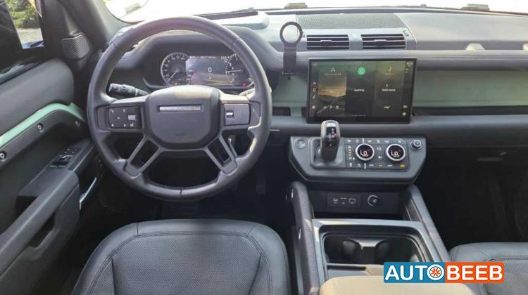 Land Rover Defender 2023