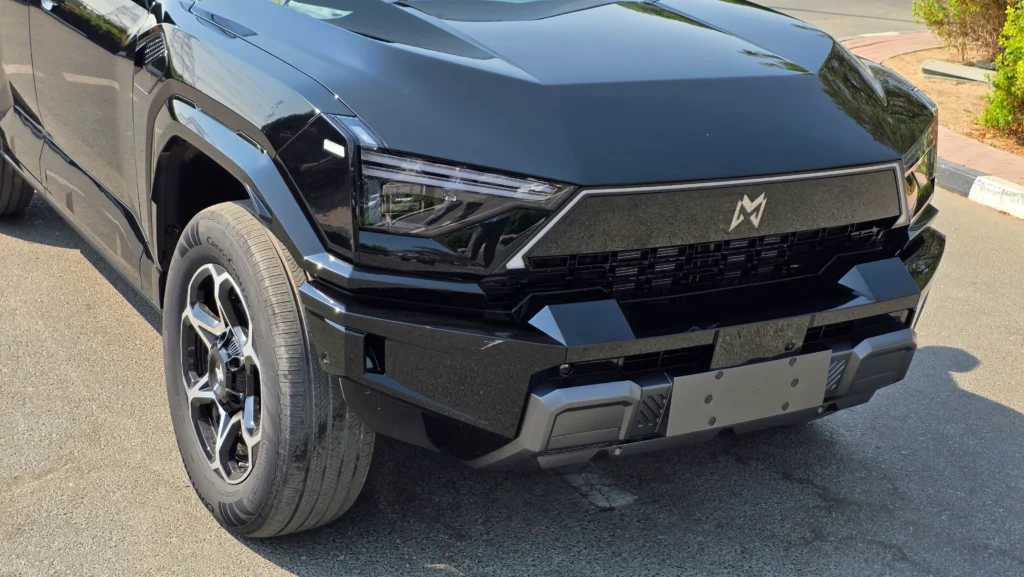 دونج فينج ام هيرو 817 2025