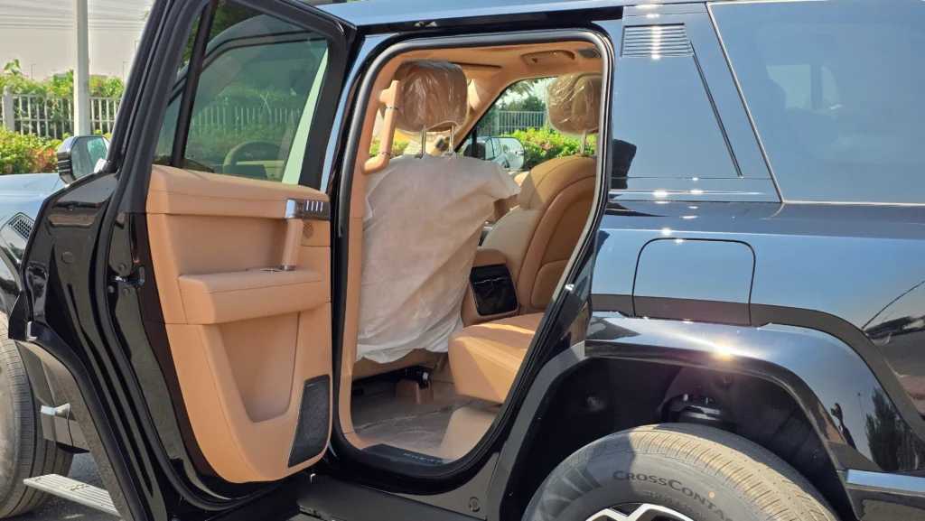 دونج فينج ام هيرو 817 2025