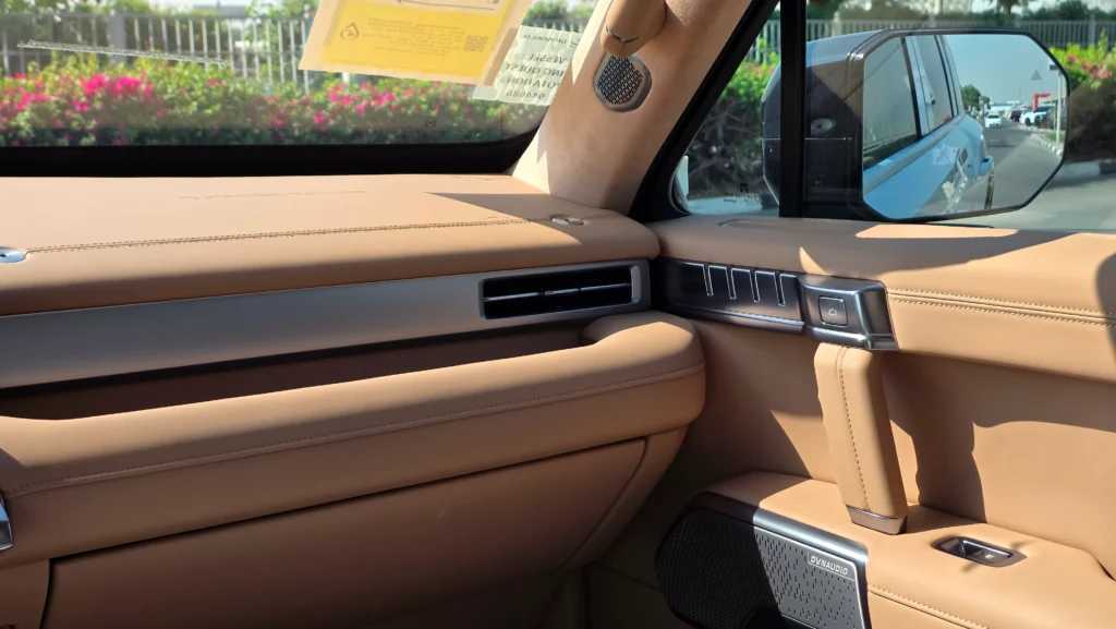 Dongfeng M-Hero 817 2025