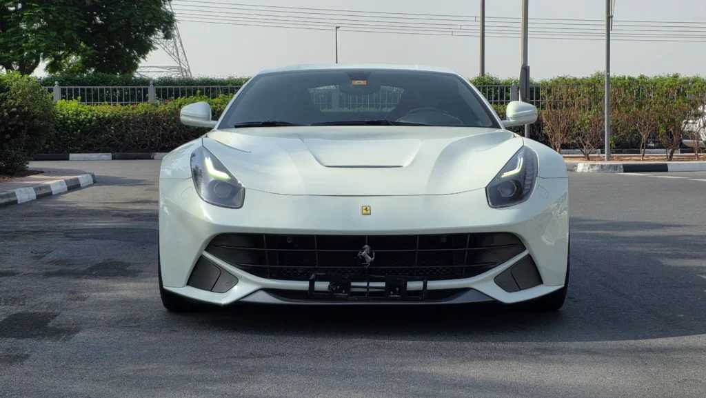 فيراري اف 12 2013