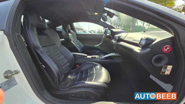 فيراري اف 12 2013