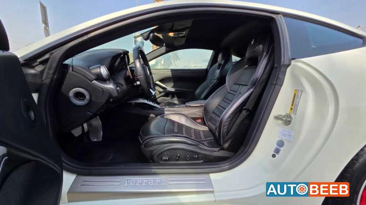 فيراري اف 12 2013