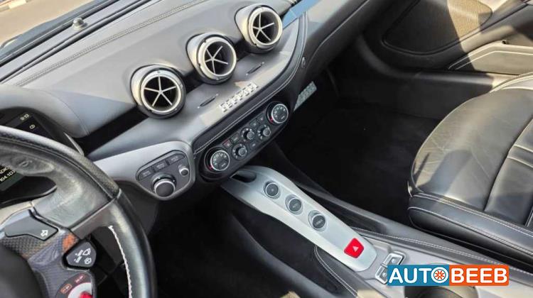 فيراري اف 12 2013