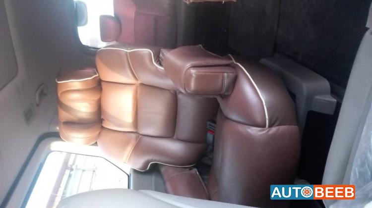 Minibus Hyundai 2016