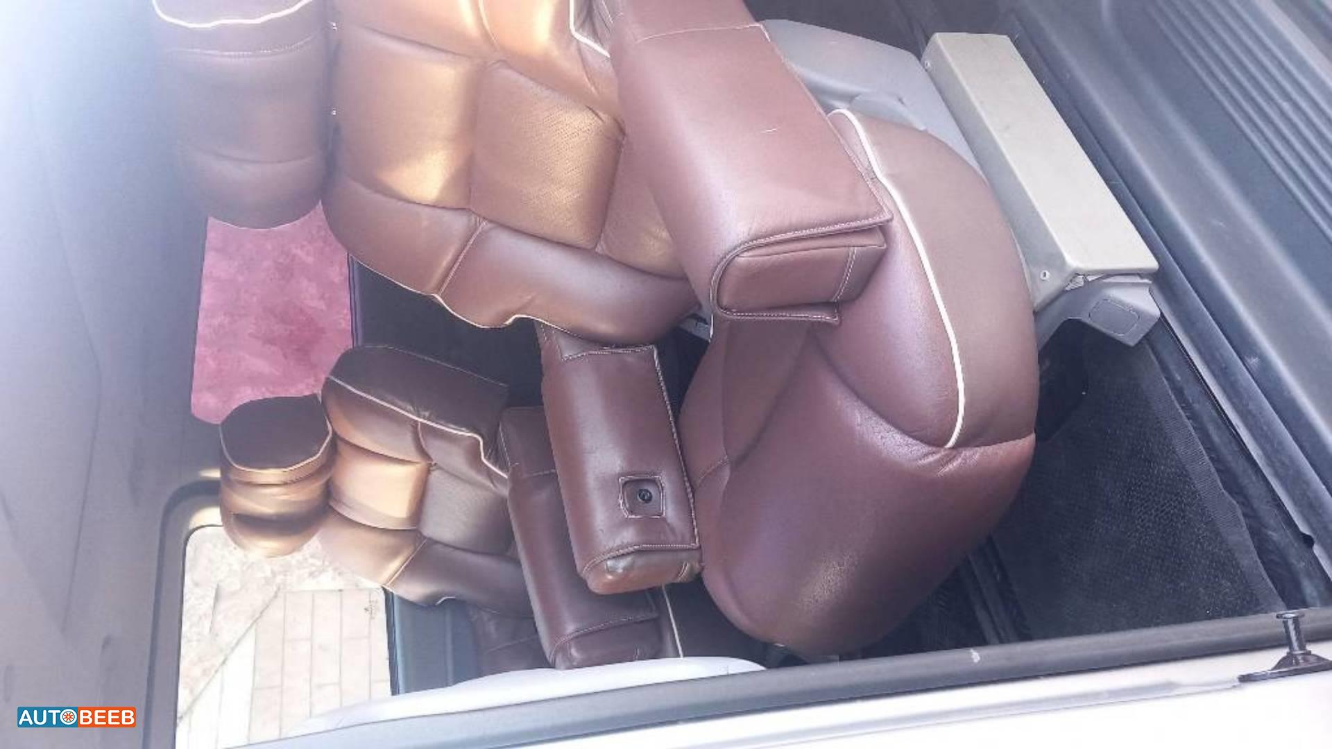 Minibus Hyundai 2016