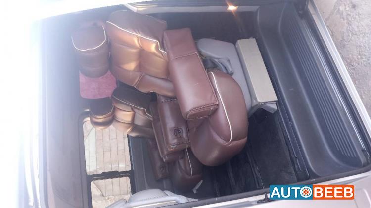 Minibus Hyundai 2016