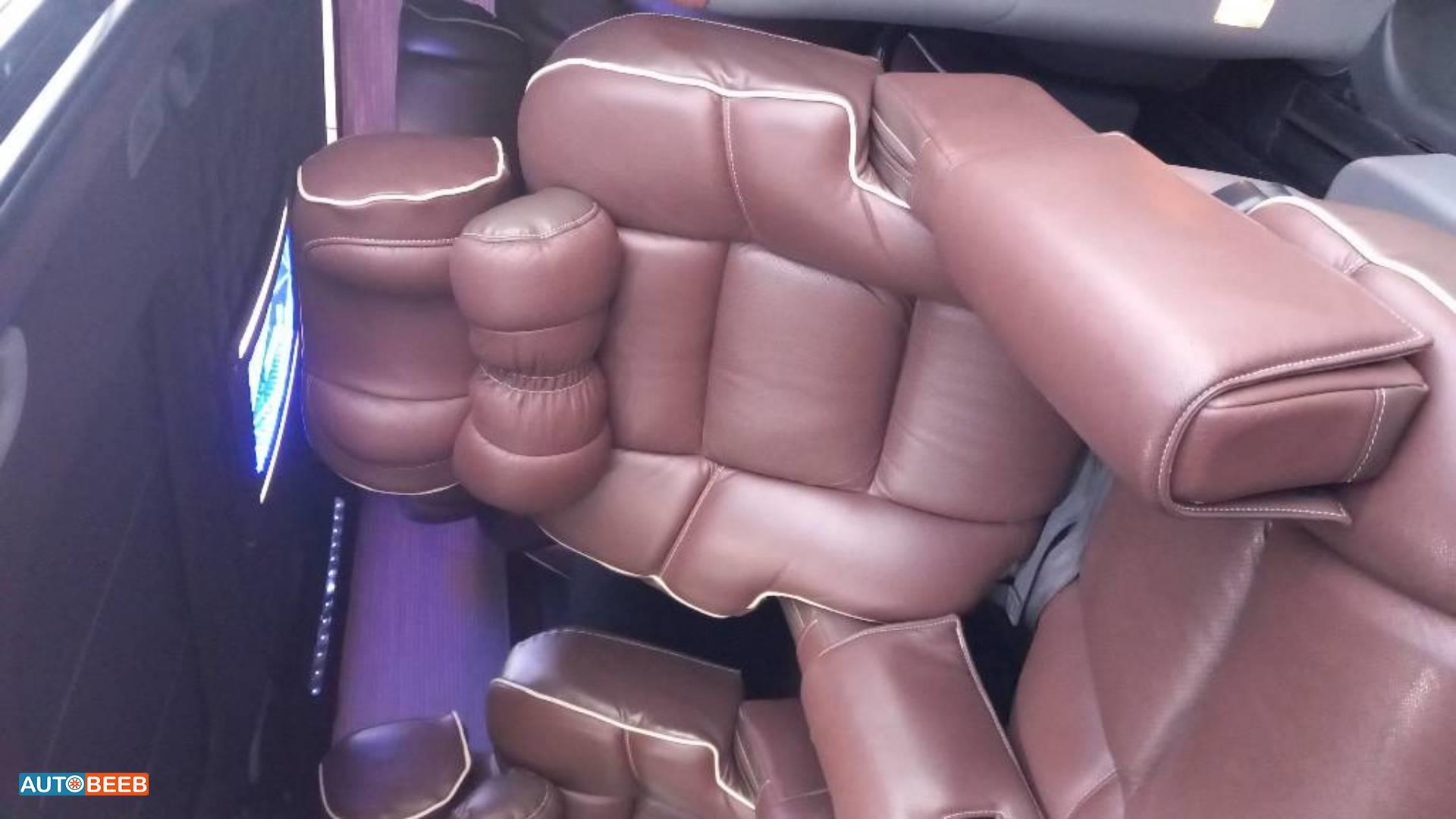 Minibus Hyundai 2016