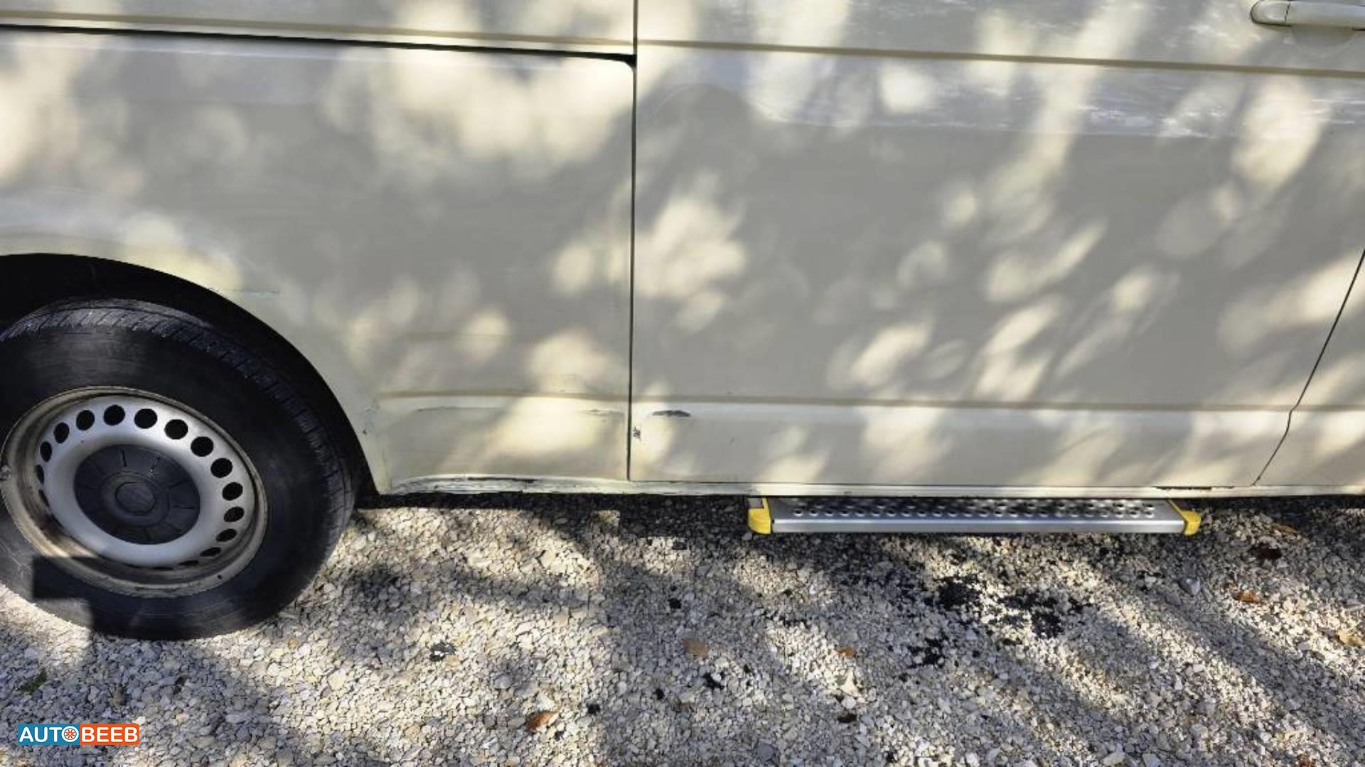 Volkswagen Caravelle 2016