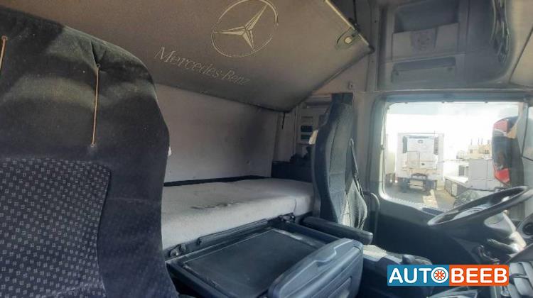 Tractor Unit Mercedes Benz 2009