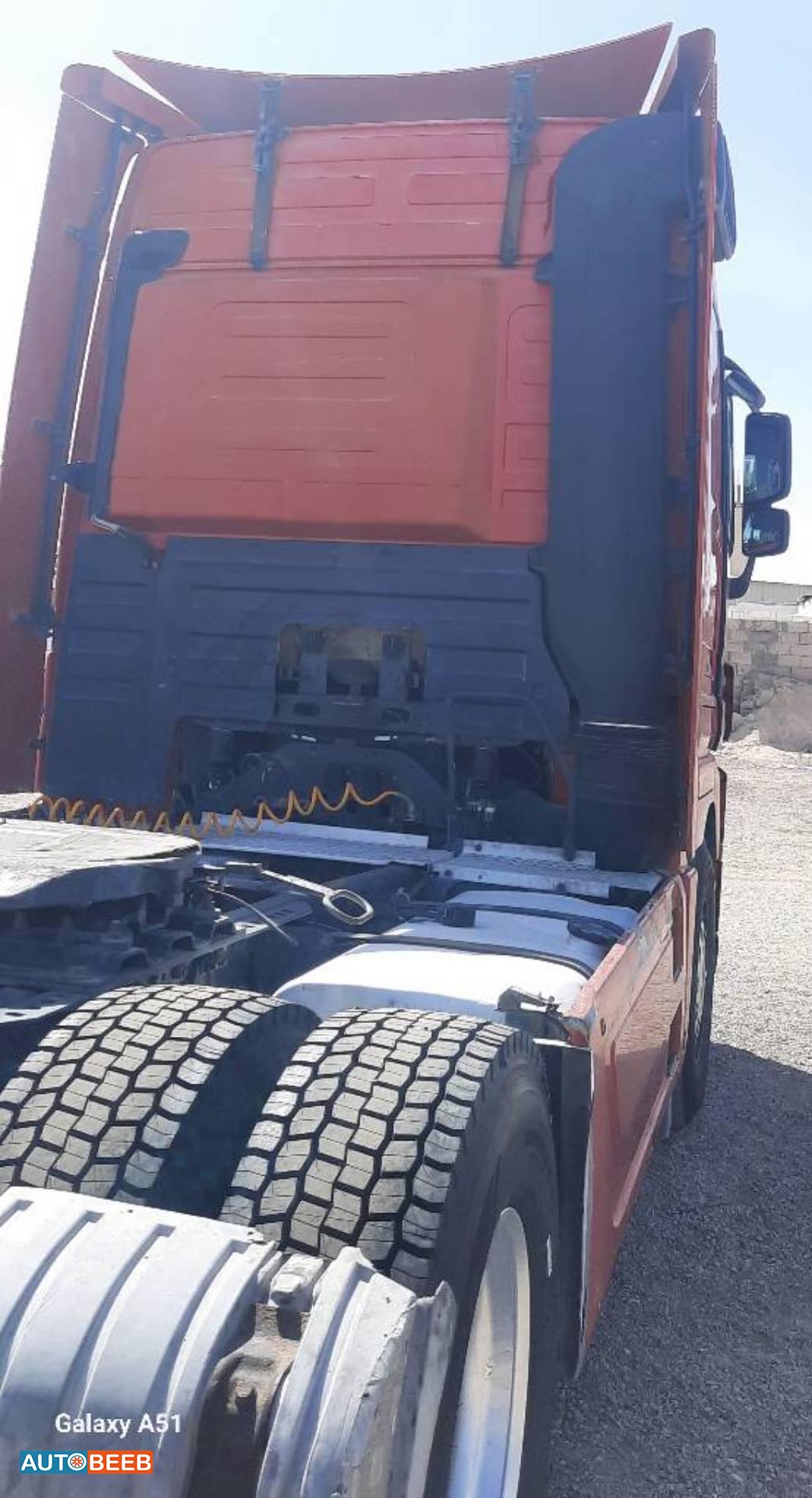 Tractor Unit Mercedes Benz 2009