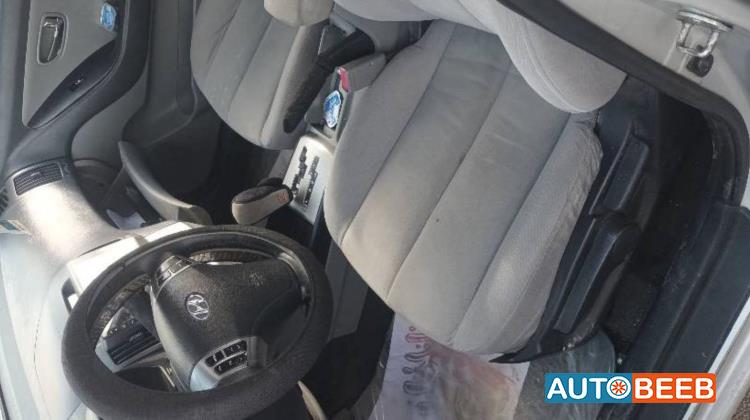 Hyundai Avante 2010
