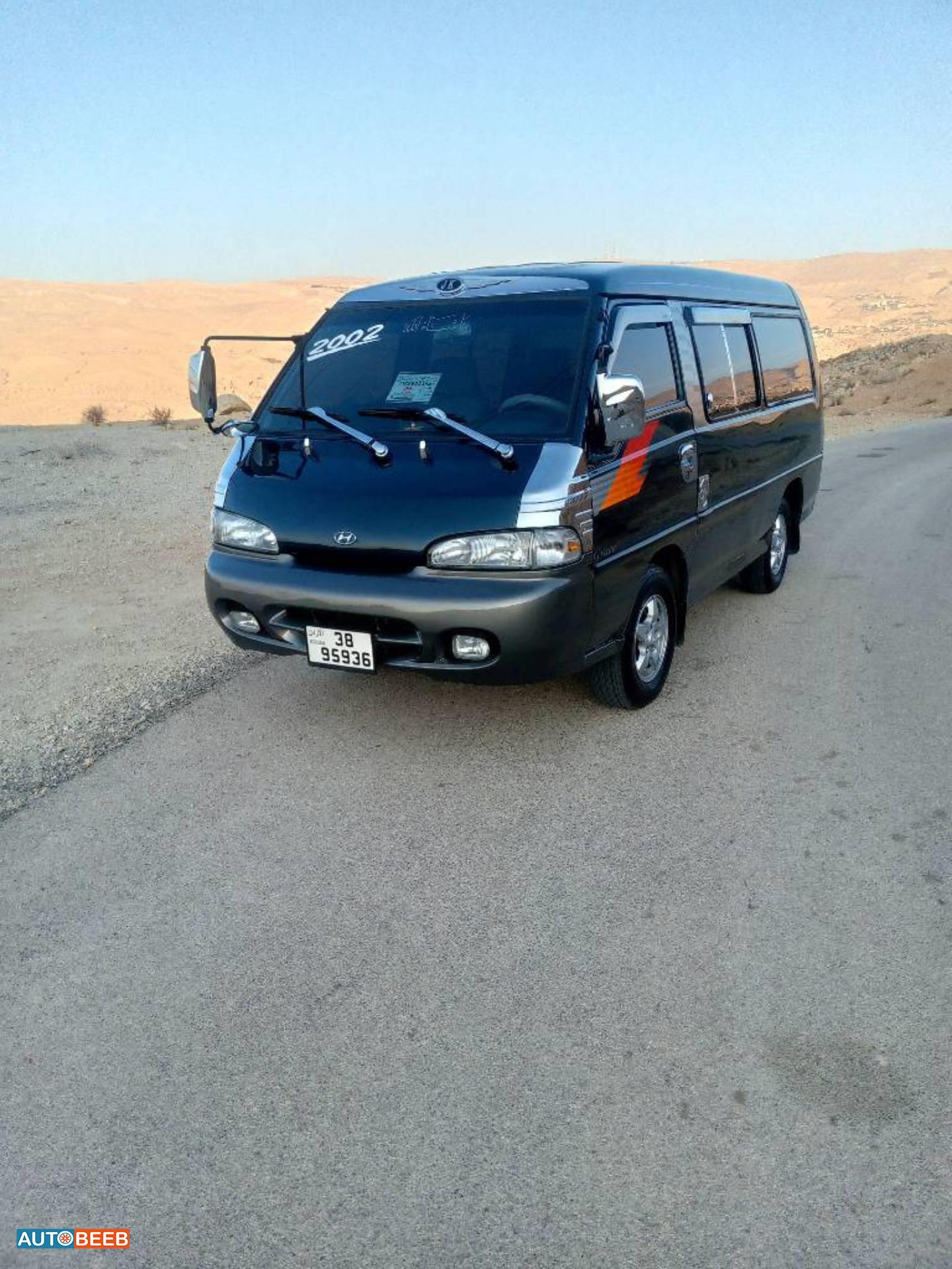 Minibus Hyundai 2002