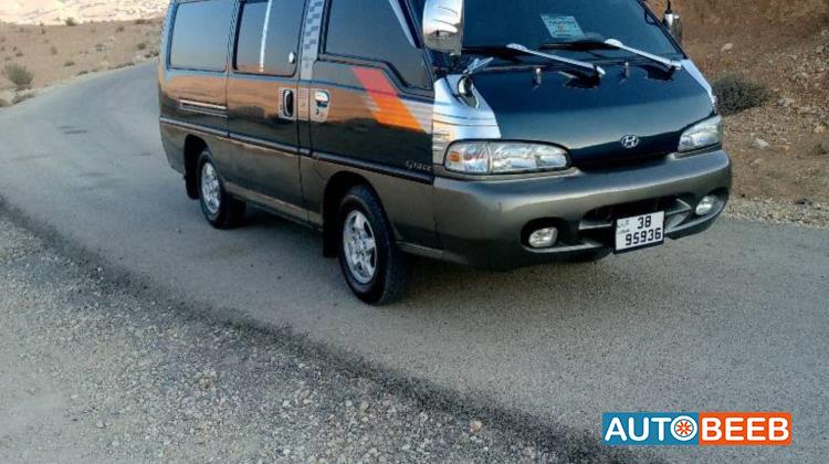 Minibus Hyundai 2002