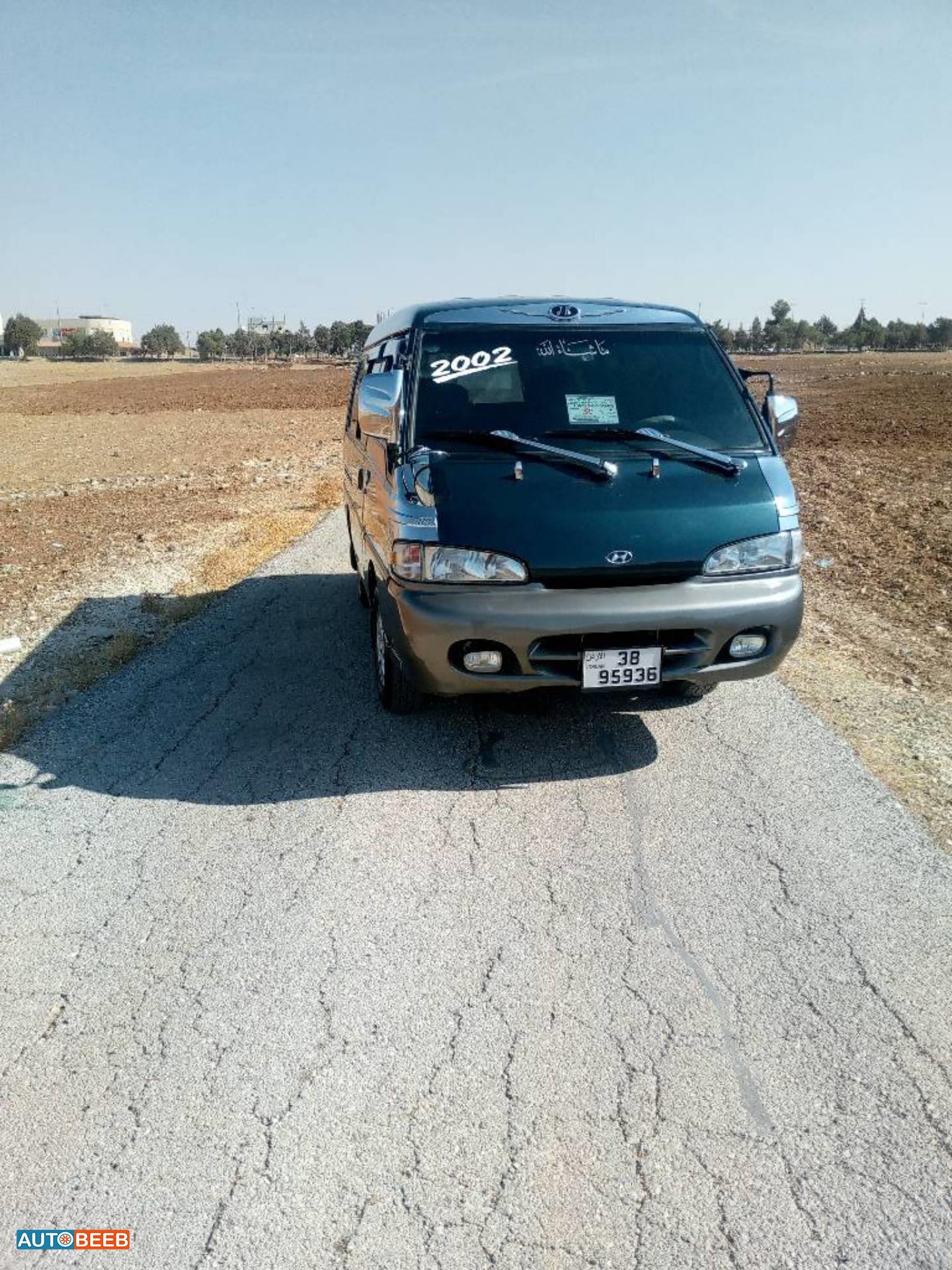 Minibus Hyundai 2002