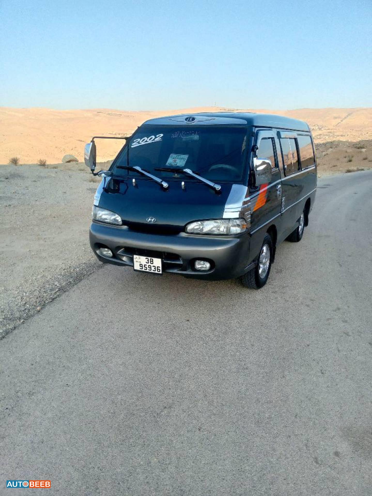 Minibus Hyundai 2002