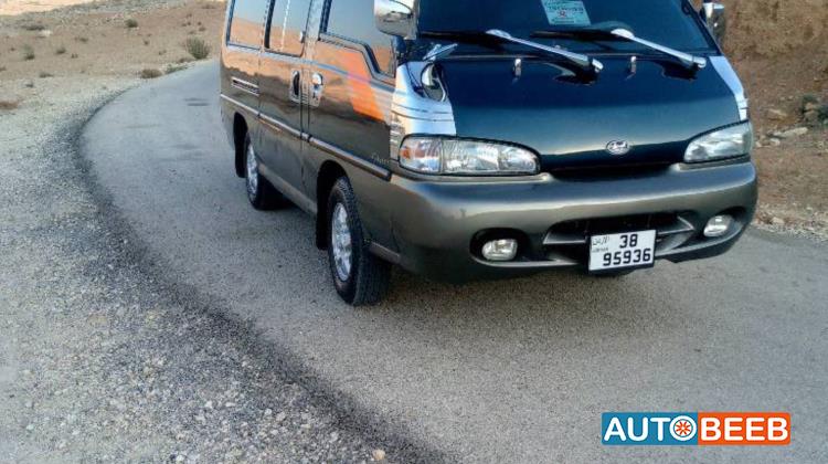 Minibus Hyundai 2002
