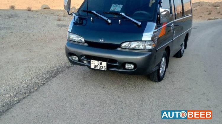Minibus Hyundai 2002
